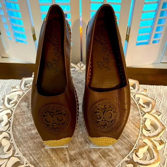 Brighton Leather Shoes - 9 - Picture 2 of 9